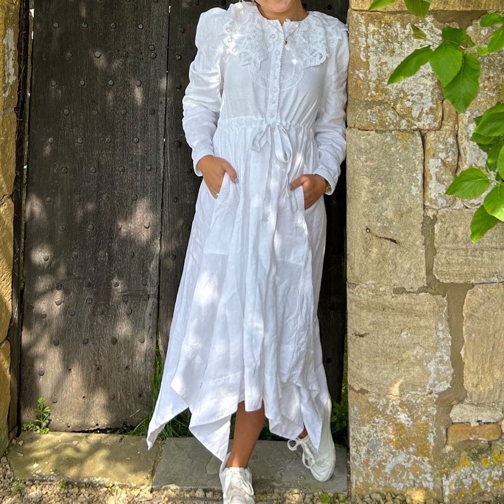 ULLA JOHNSON White midi lace dress